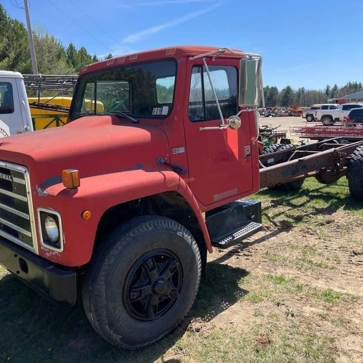 1986 INTERNATIONAL S1700