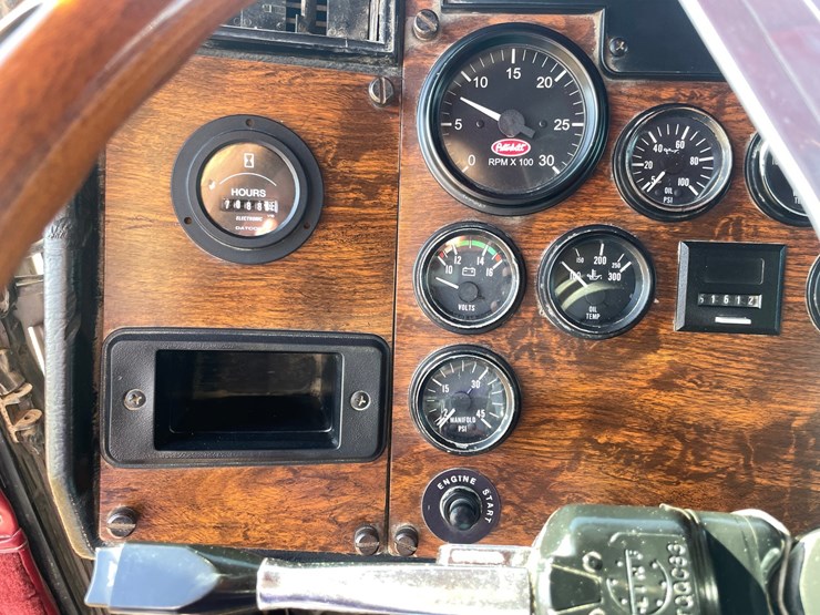 1998-peterbilt-378-image-50