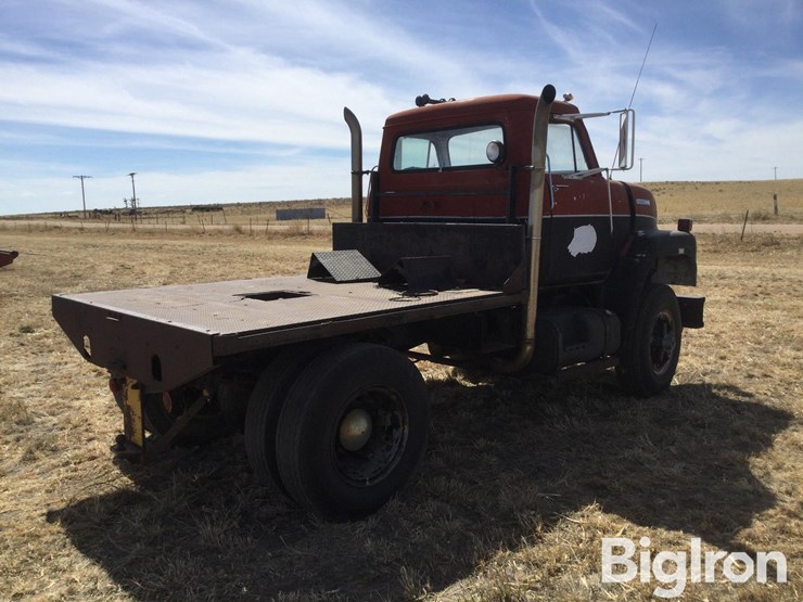 1972-international-fleetstar-image-5