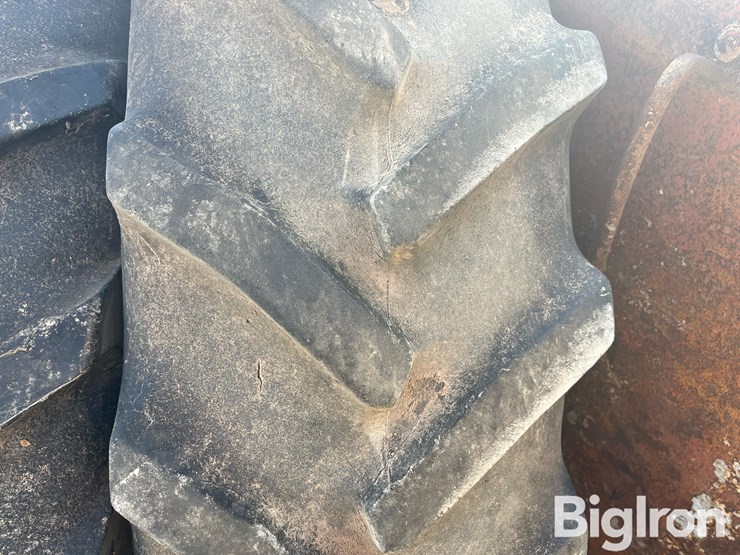 john-deere-4930-image-17