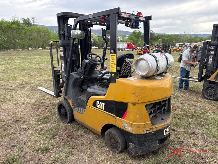 caterpillar-2c6000-image-3