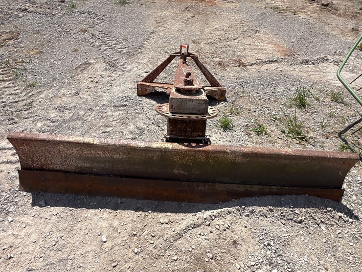 #1166-•-servis-3pt-hitch-7ft-grader-blade-image-1