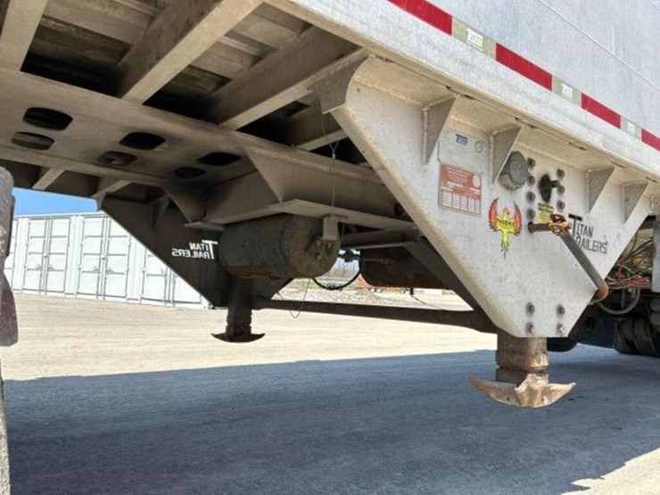 2008-titan-53-ft-image-15