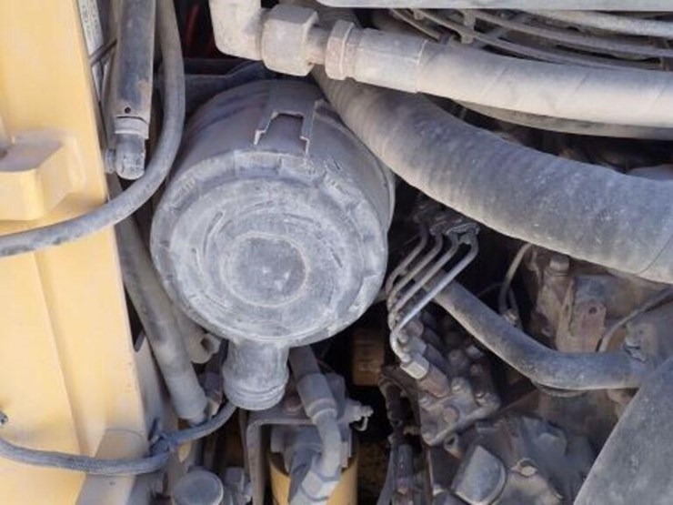 2009-caterpillar-232b-image-39