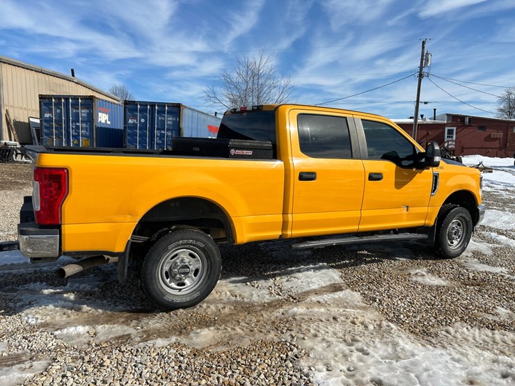 2018-ford-f250-image-12