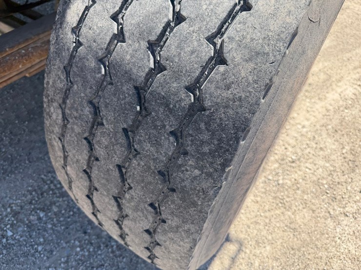 1995-mack-cl713-image-69