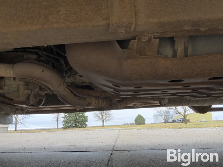 2002-toyota-sequoia-image-18