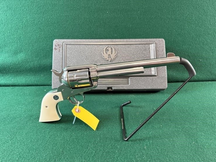 ruger-vaquero-44-mag-revolver-image-1