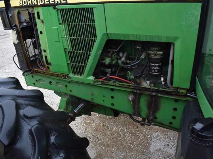 john-deere-6410-image-11