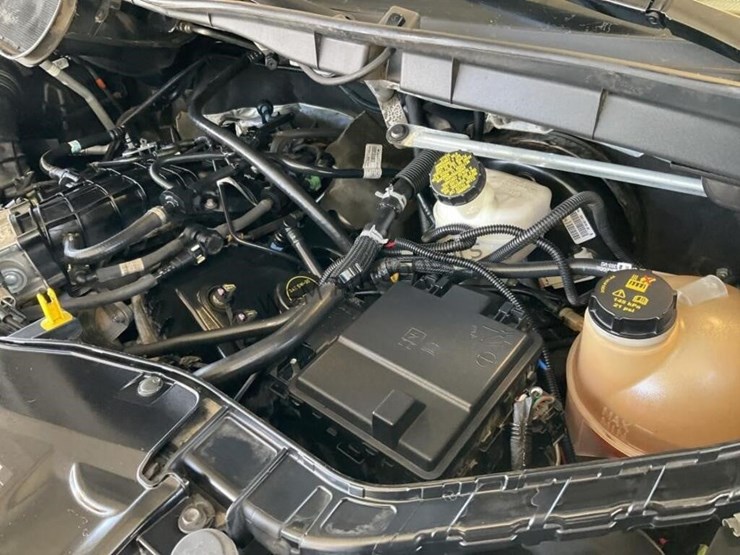 2021-ford-transit-image-13