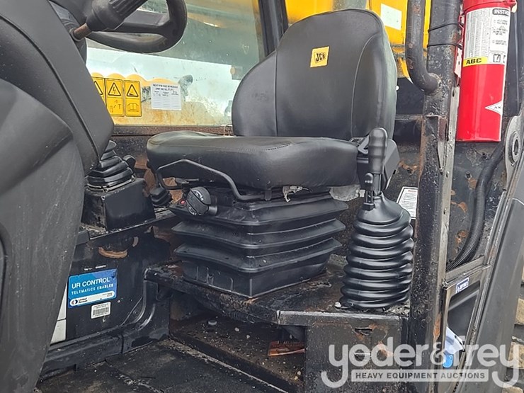 2017-jcb-510-56-image-65