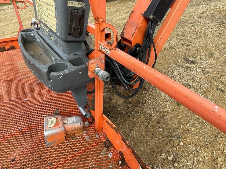 2007-jlg-860sj-image-37