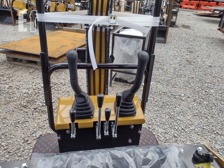 cfg-industry-h12r-image-5