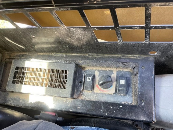 caterpillar-257b3-image-14