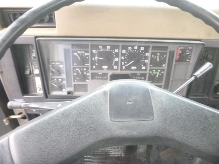 1994-international-4800-image-19