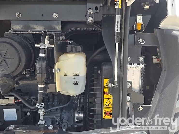2021-bobcat-e35-image-42