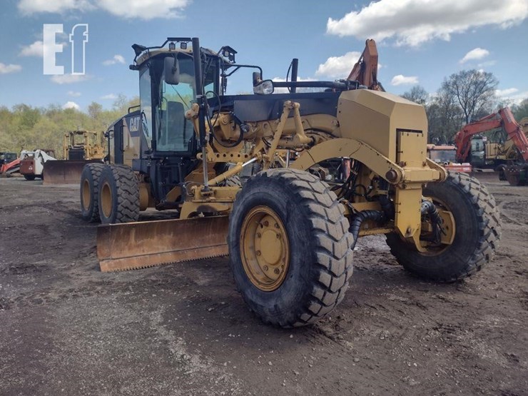 2010-caterpillar-120m-image-50