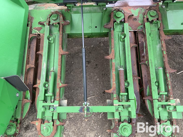 john-deere-3940-image-12