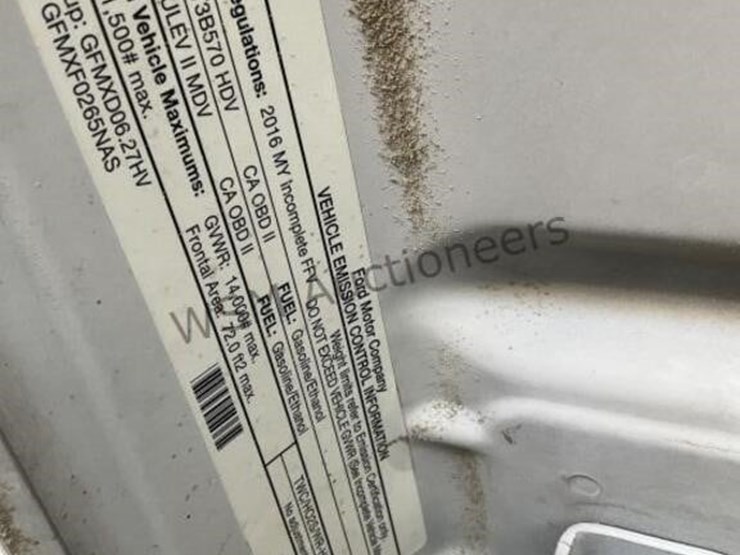 2016-ford-f350-image-16