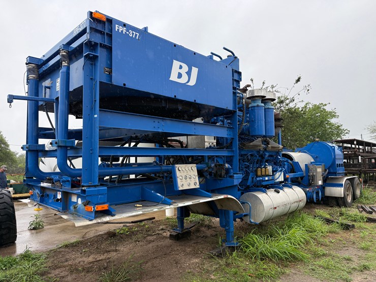 2007-rhino-tc50-2250-hp-triplex-frac-pump-mtd-on-t/a-trailer-image-2