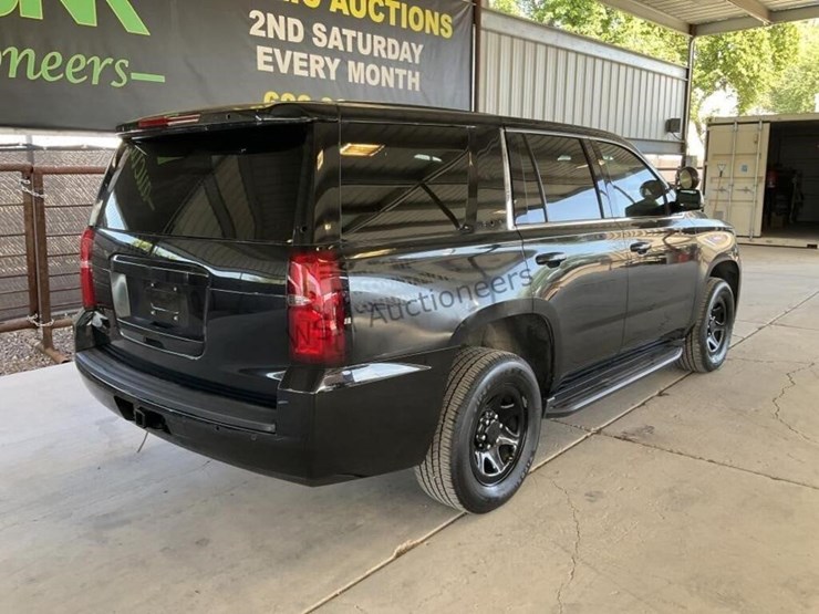 2019-chevrolet-tahoe-image-7