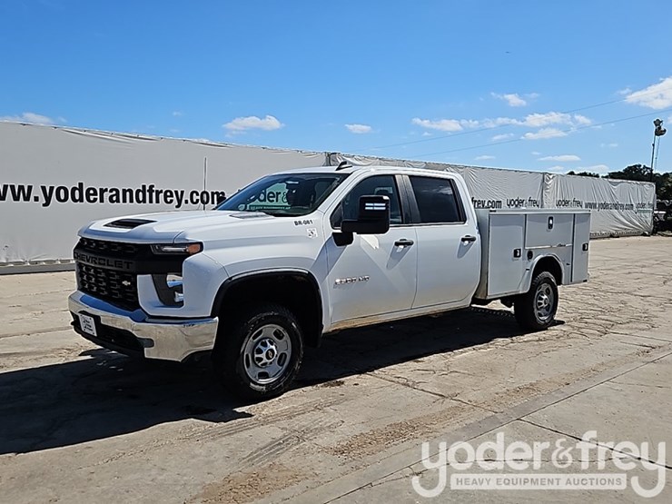 2022-chevrolet-2500hd-image-1