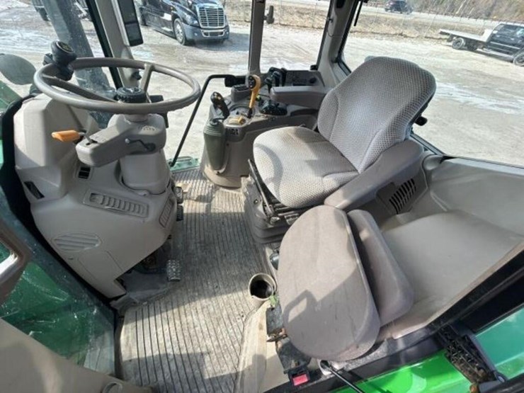 2020-john-deere-6130m-image-19