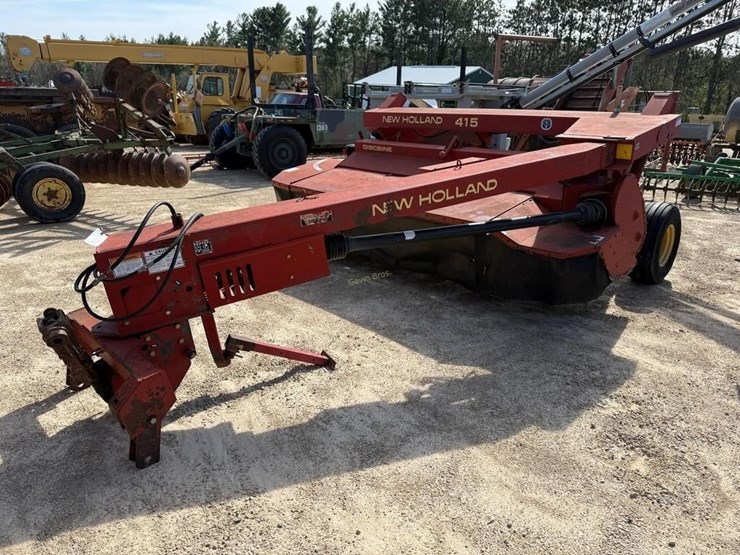 new-holland-415-image-1