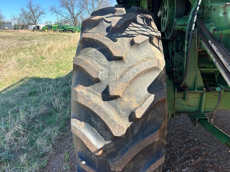 1986-john-deere-7720-image-11