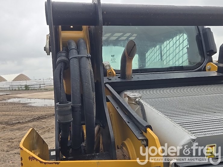 2024-caterpillar-255-image-29