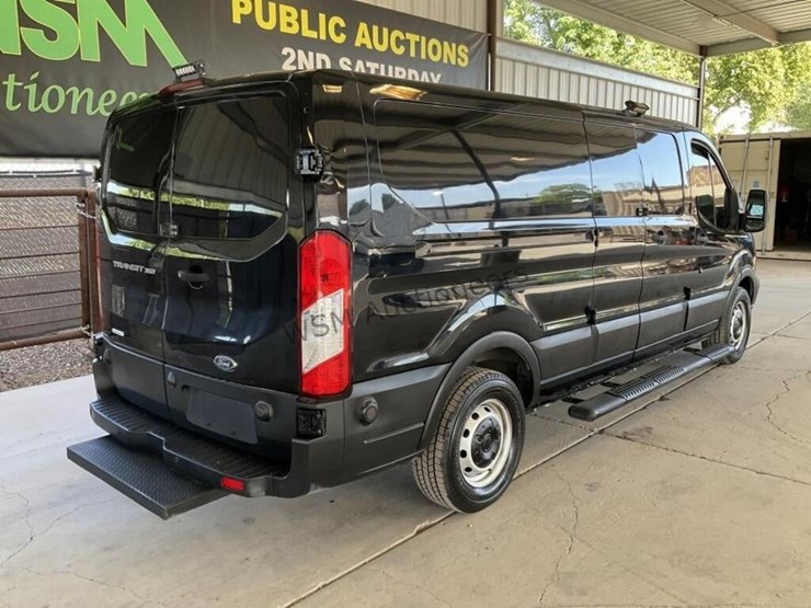 2019-ford-transit-image-7