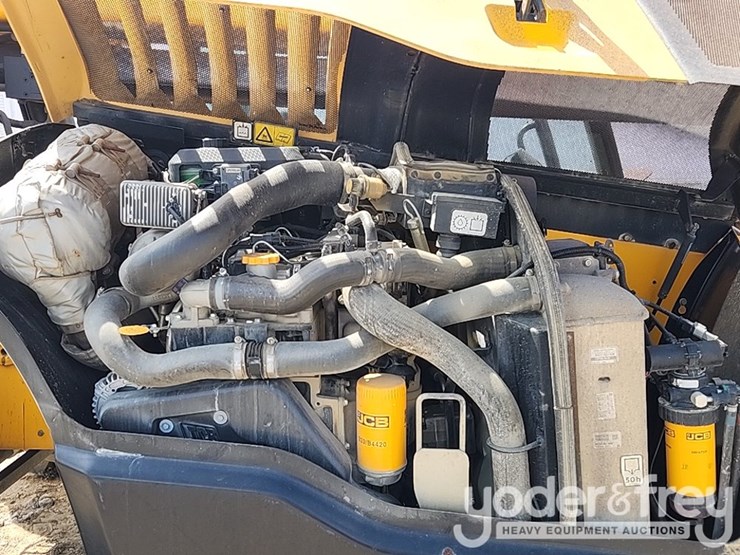 2016-jcb-510-56-image-26