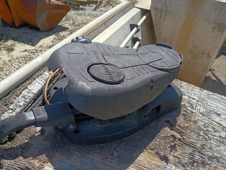 #23725-•-1986-star-bass-boat-and-trailer-image-17