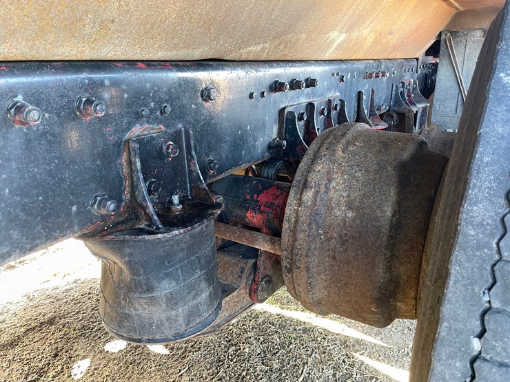 1998-peterbilt-378-image-17