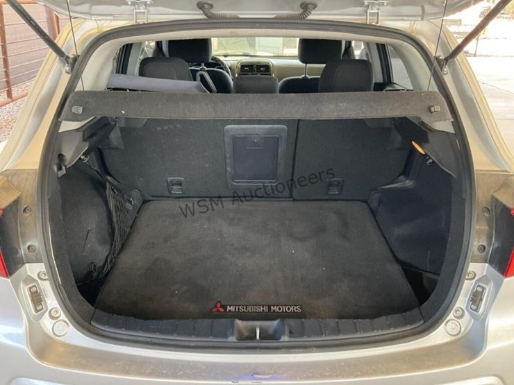 2011-mitsubishi-outlander-image-9