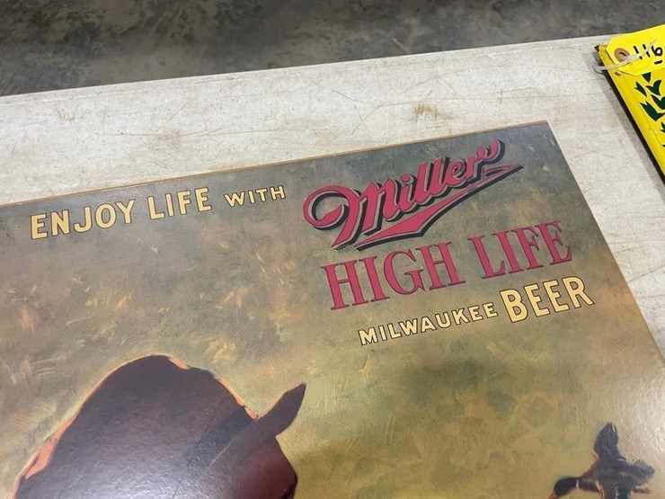 miller-high-life-milwaukee-beer-wood-sign-image-2