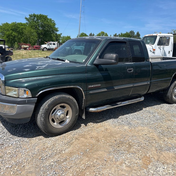 2000 DODGE RAM 2500