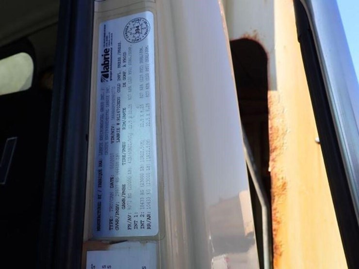 2017-western-star-4700sb-image-15