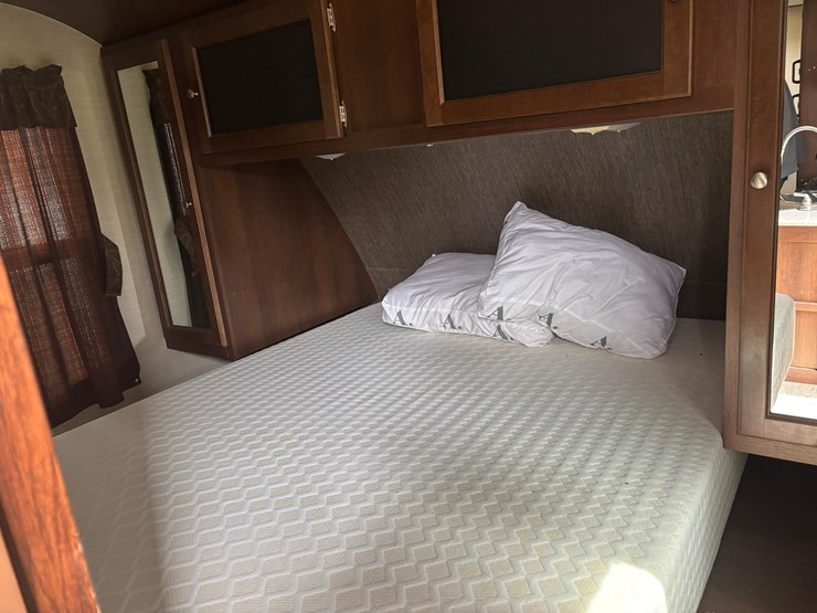 2016-keystone-camper-image-7