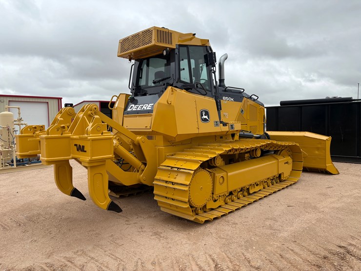 2016-deere-850k-lgp-image-3