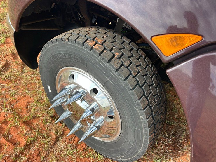 2009-kenworth-t300-image-19