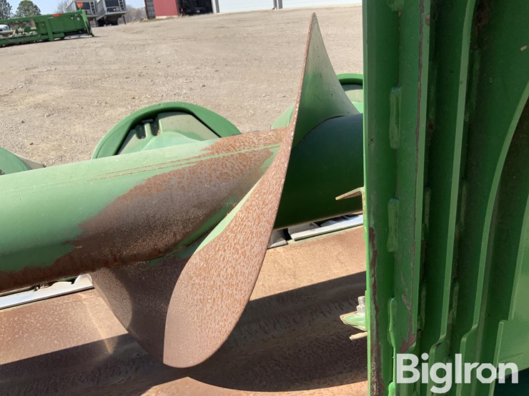 2013-john-deere-608c-image-18