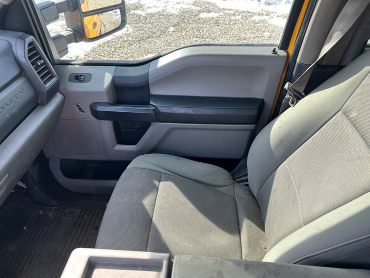 2018-ford-f250-image-30