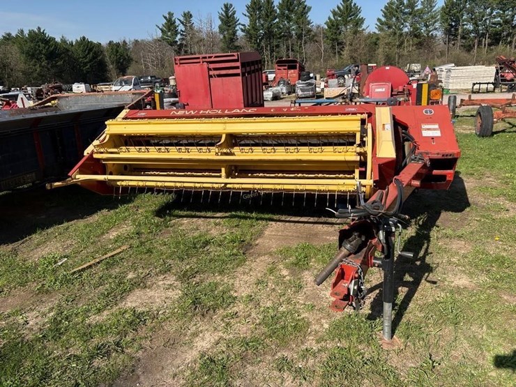 new-holland-1465-image-2