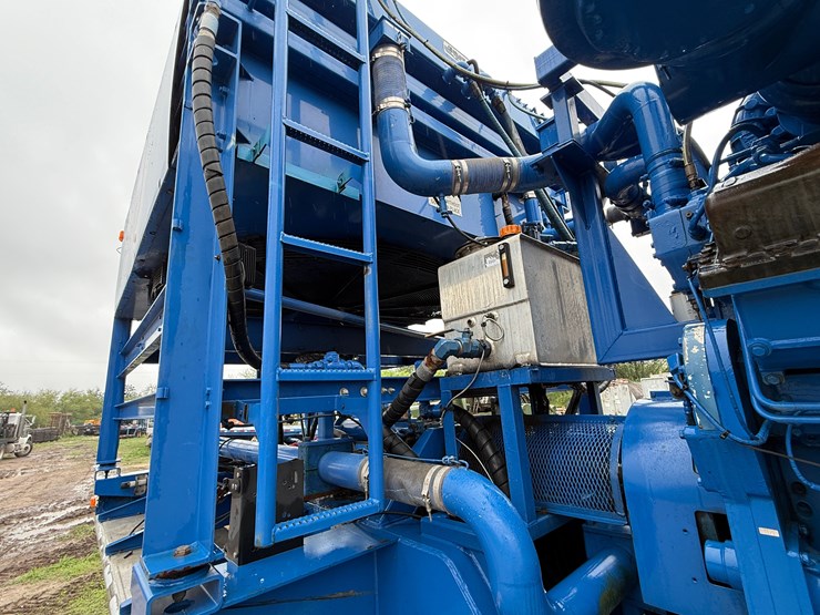 2007-rhino-tc50-2250-hp-triplex-frac-pump-mtd-on-t/a-trailer-image-6