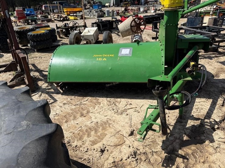 john-deere-16a-image-3