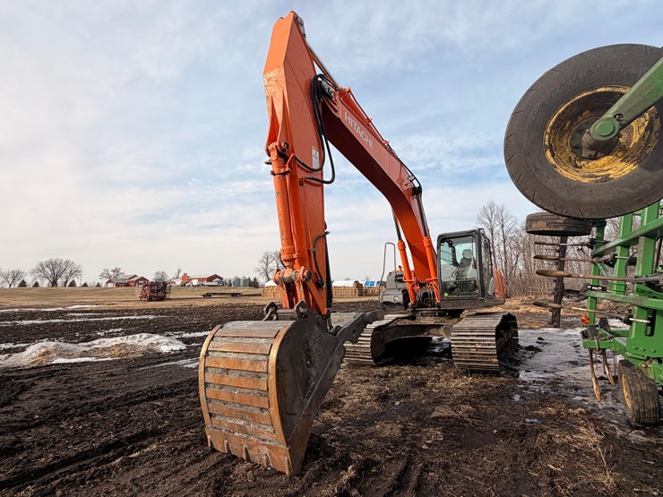 hitachi-zx290g-excavator-image-1