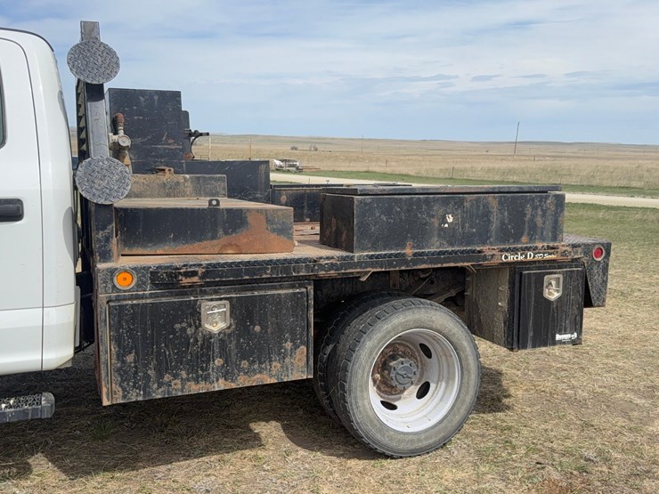 2019-ford-f450-image-22