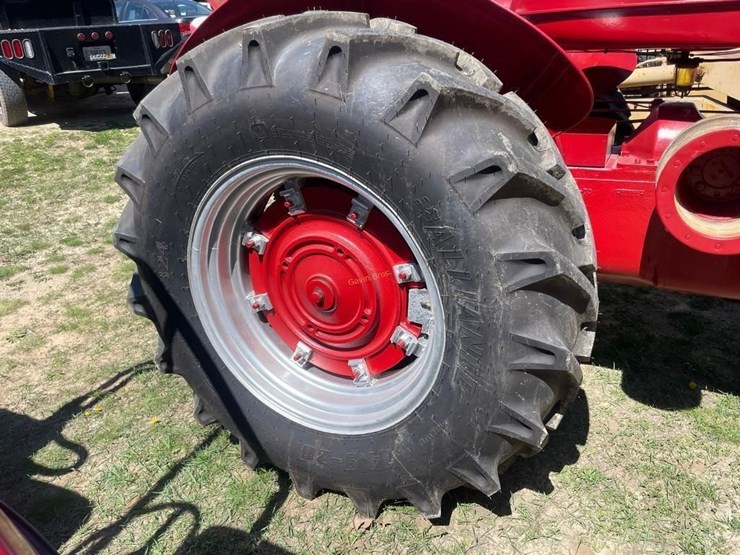 1951-international-i6-image-7