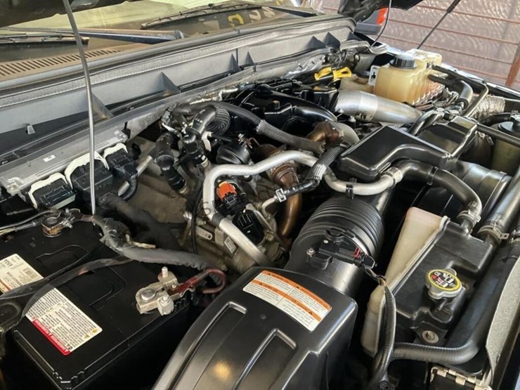 2015-ford-f350-image-13